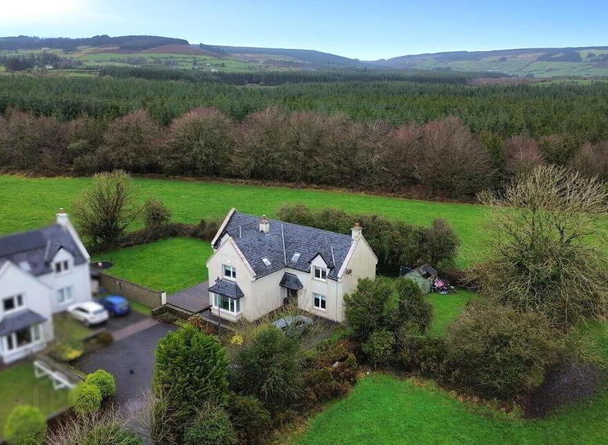 4 Meadowfields, Rylane, P32KT95