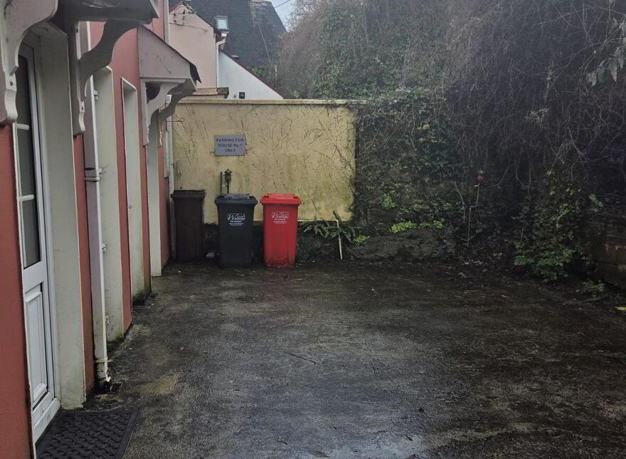 2 The Wharf, 1 Lower O'Connell Street, Kinsale, P17HK54