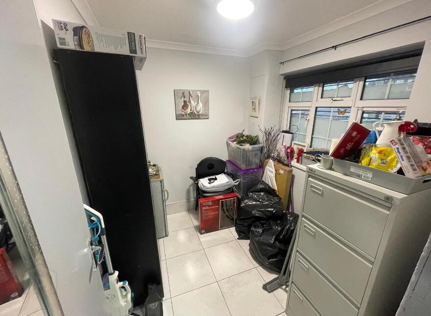 Noelle's, 21 Fairfield Avenue, Farranree, T23D582