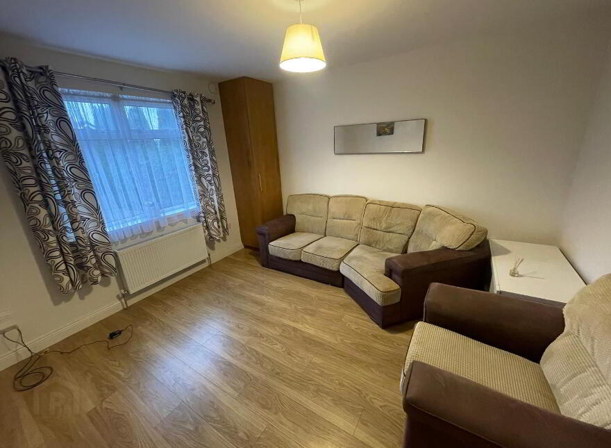 Noelle's, 21 Fairfield Avenue, Farranree, T23D582