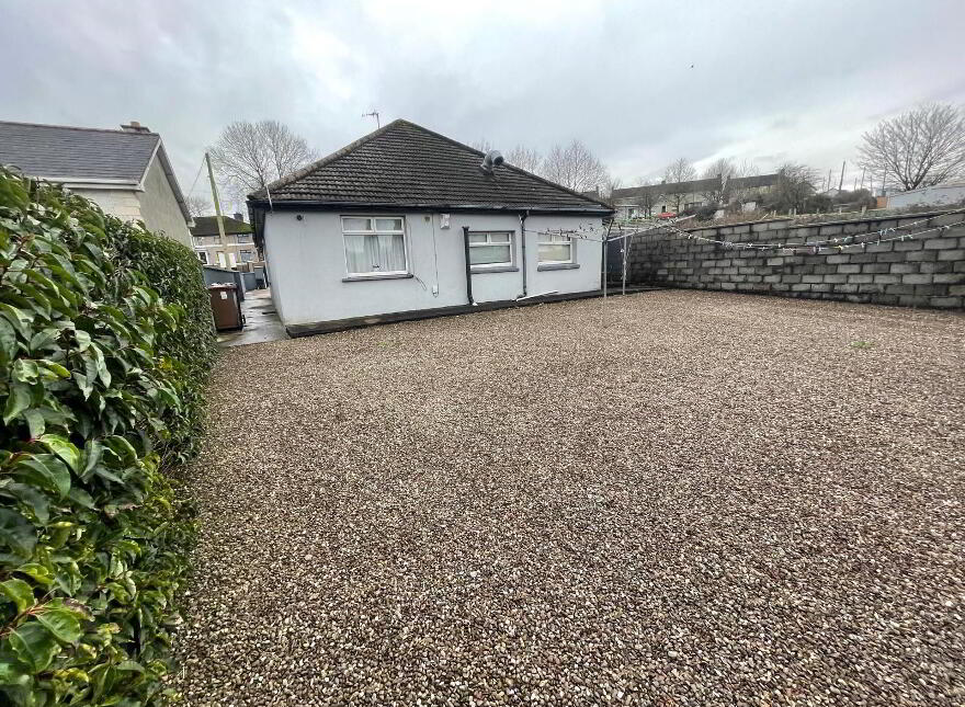 Noelle's, 21 Fairfield Avenue, Farranree, T23D582
