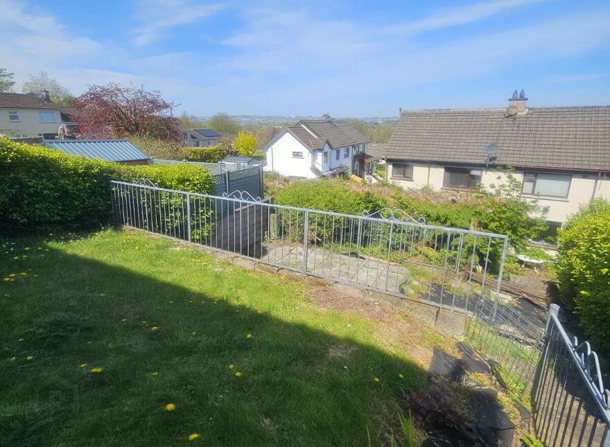 27 Elm Drive, Shamrock Lawn, Douglas, T12E6N3