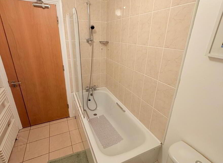 Apartment 26 Anchorage, Harty's Quay, Rochestown, T12T285