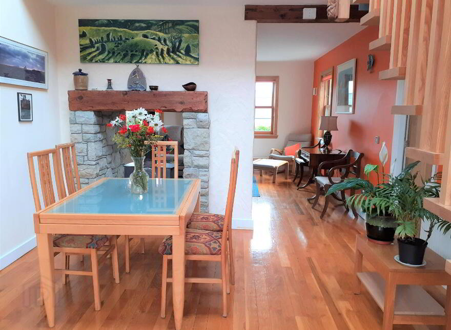 Mullagh, Mullagh, F28E308