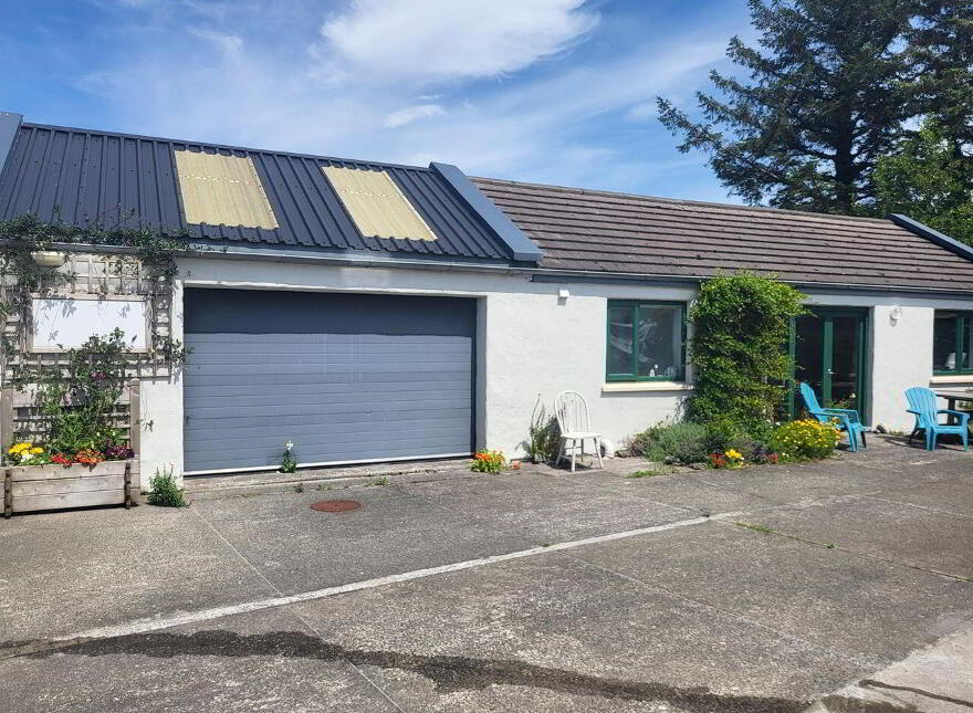 Mullagh, Mullagh, F28E308