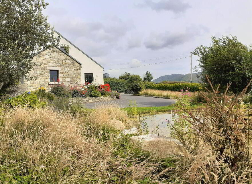 Mullagh, Mullagh, F28E308