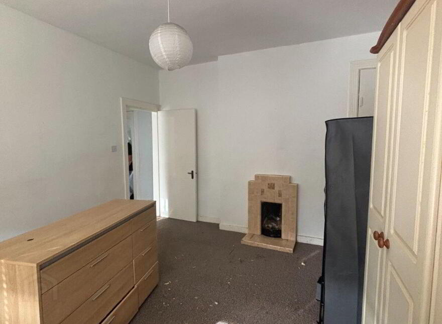 Station Road, Castlebar, F23C620