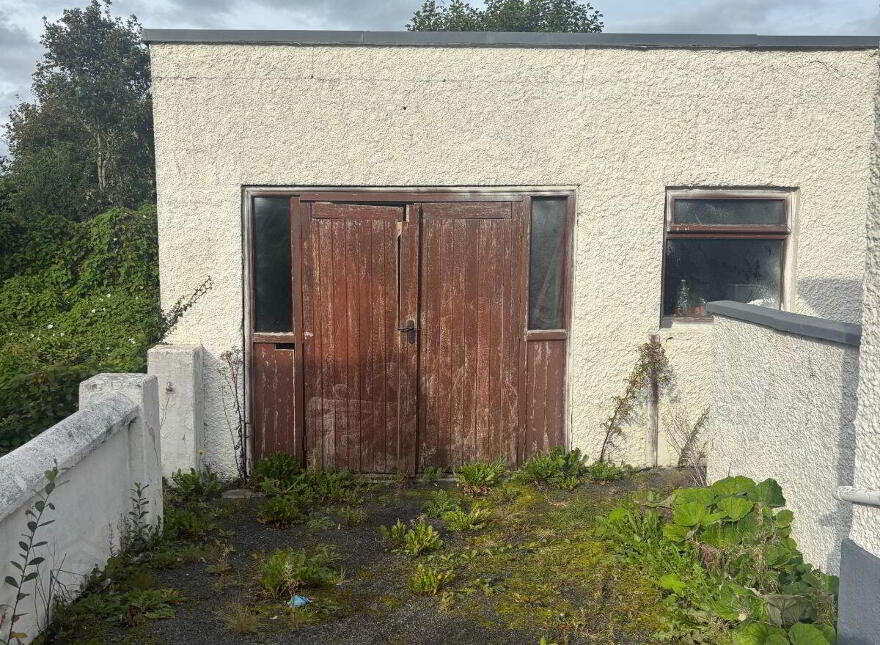 Station Road, Castlebar, F23C620