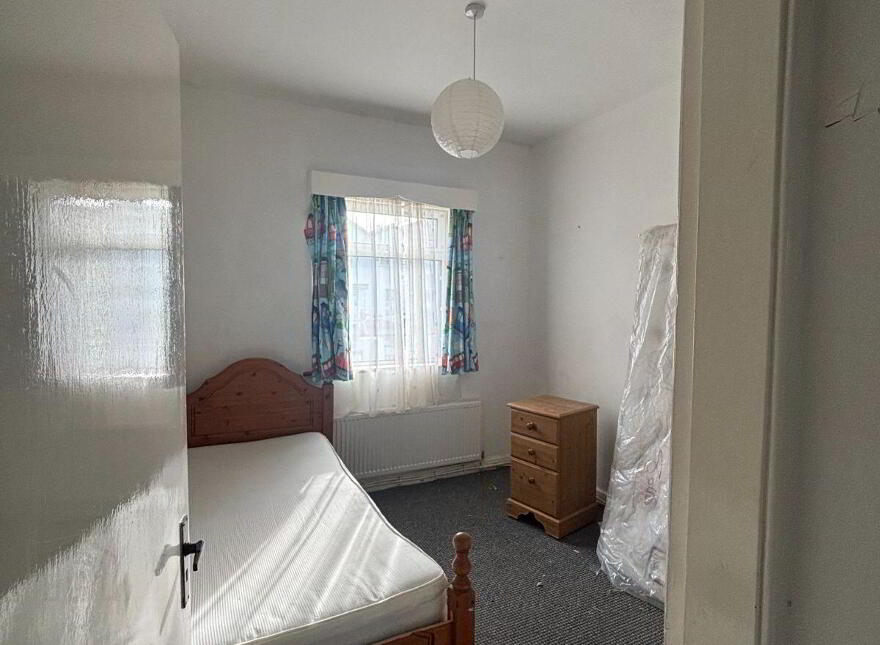 Station Road, Castlebar, F23C620