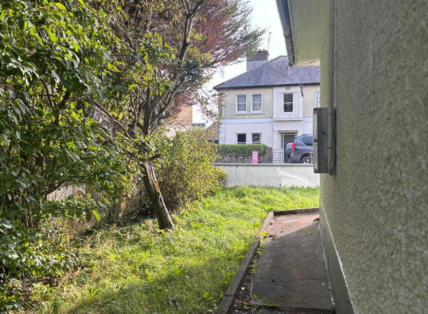Station Road, Castlebar, F23C620