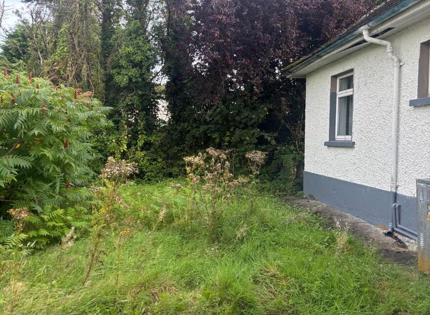 Station Road, Castlebar, F23C620