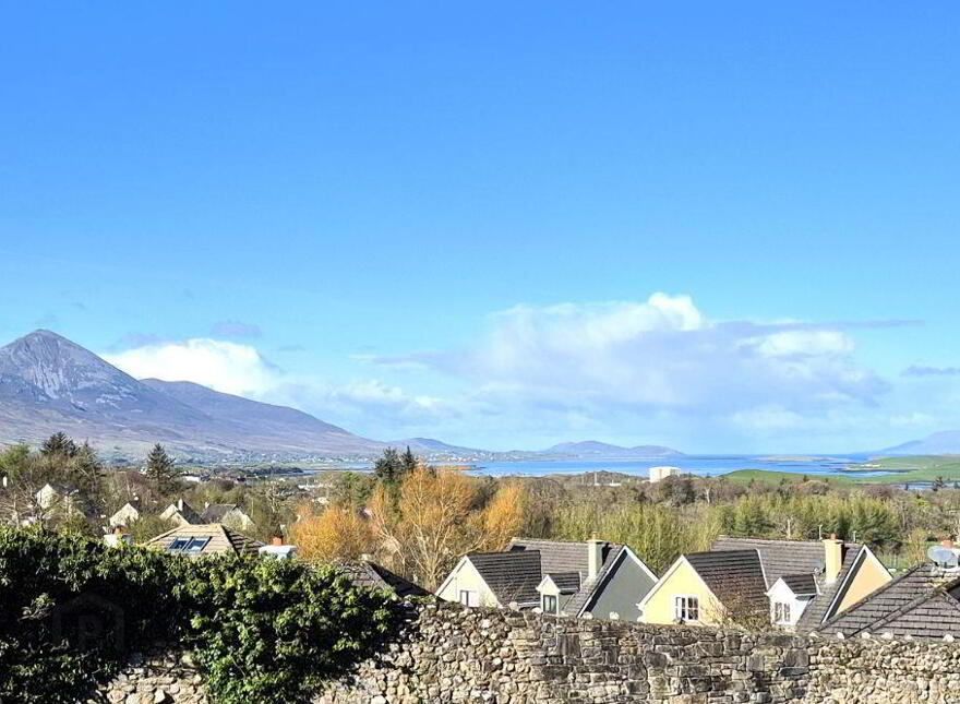 Avila, 21 Kings Hill, Westport, F28K160