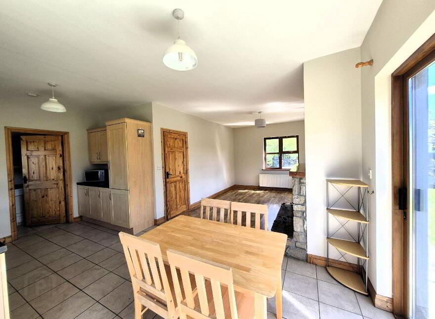 1 The Heath, Westport Road, Louisburgh, F28YY02