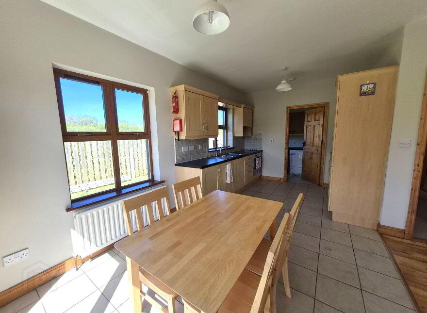 1 The Heath, Westport Road, Louisburgh, F28YY02