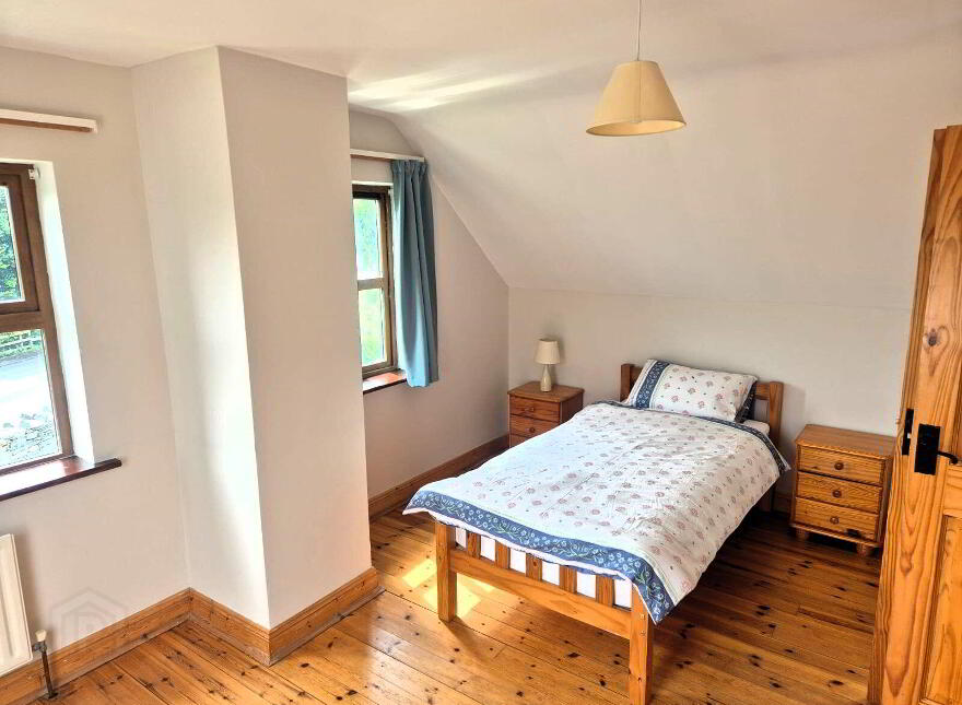1 The Heath, Westport Road, Louisburgh, F28YY02