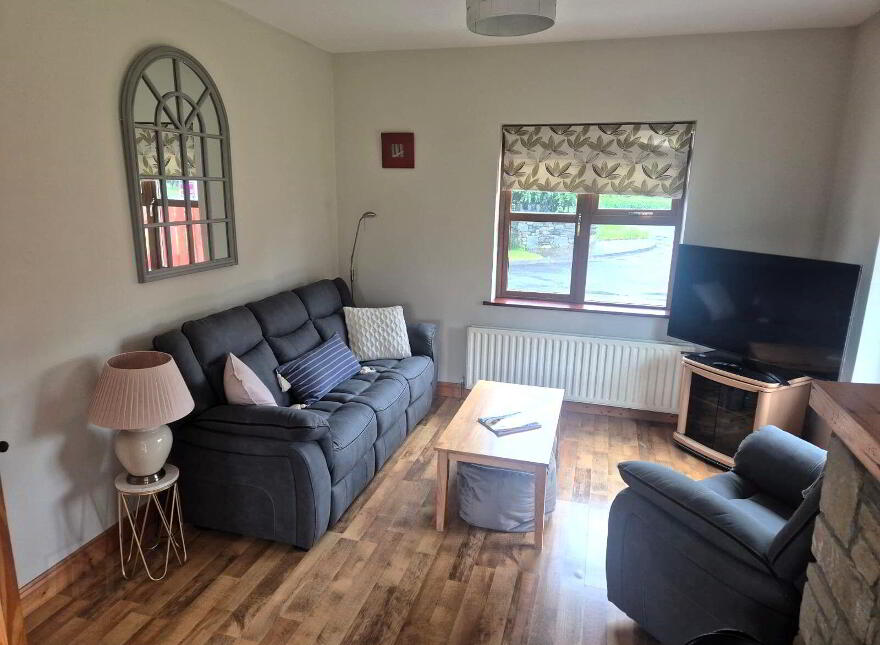 1 The Heath, Westport Road, Louisburgh, F28YY02