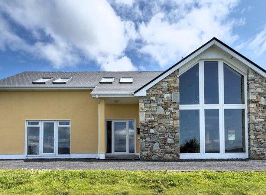 Pulgloss, Roonah Point, Roonah Quay, F28HD30