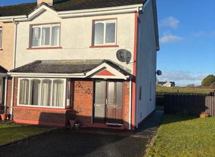 16 Cherryvale, Ballyhaunis, F35CX82