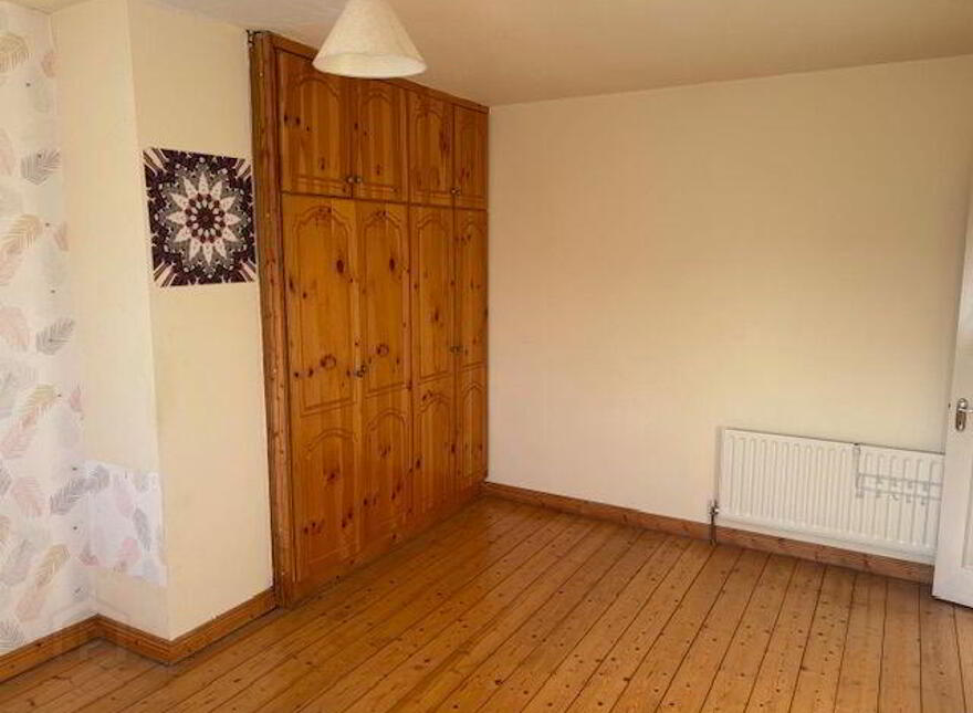16 Cherryvale, Ballyhaunis, F35CX82
