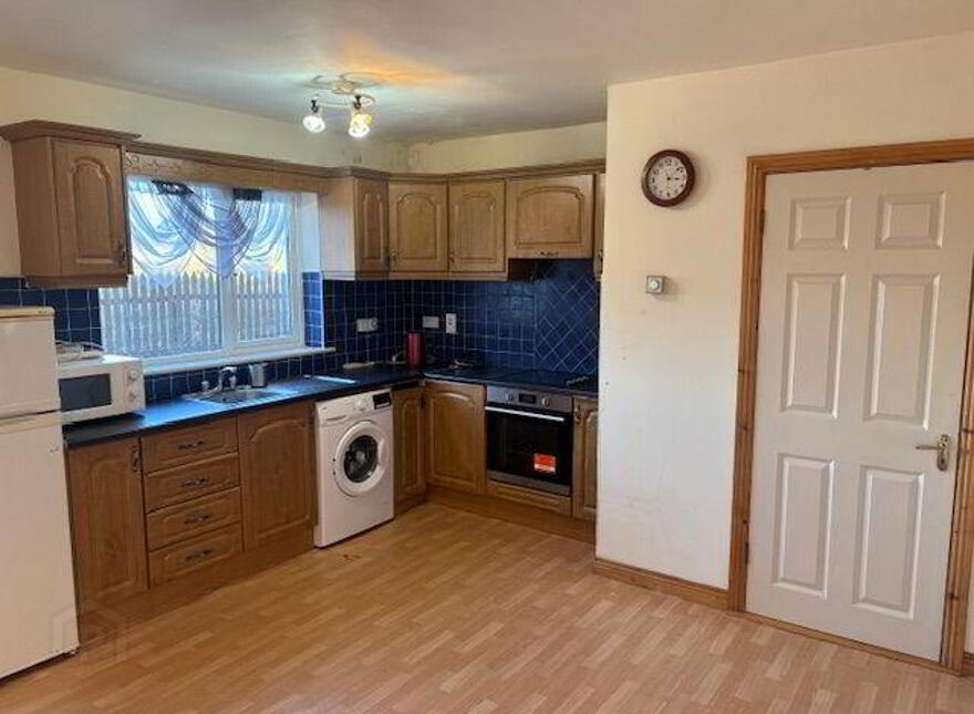 16 Cherryvale, Ballyhaunis, F35CX82