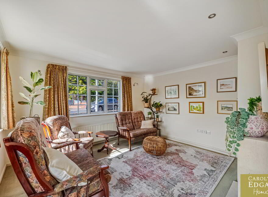 2 Massey Avenue, Belfast, BT4 2JS