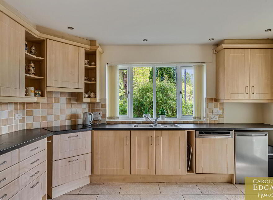2 Massey Avenue, Belfast, BT4 2JS