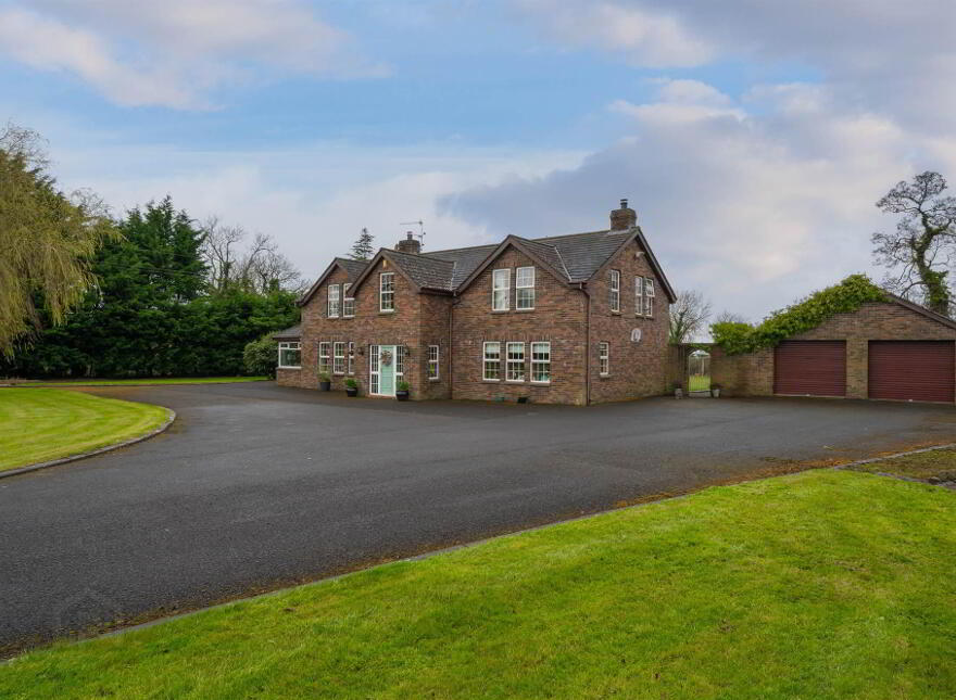 8B Ballyclan Road, Crumlin, BT29 4QZ