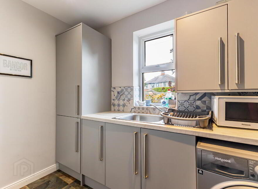 156 Groomsport Road, Ballyholme, Bangor, BT20 5PF