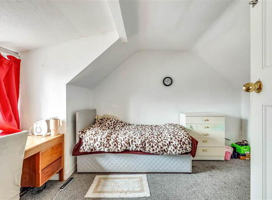 62 Finaghy Road South, Belfast, BT10 0DE