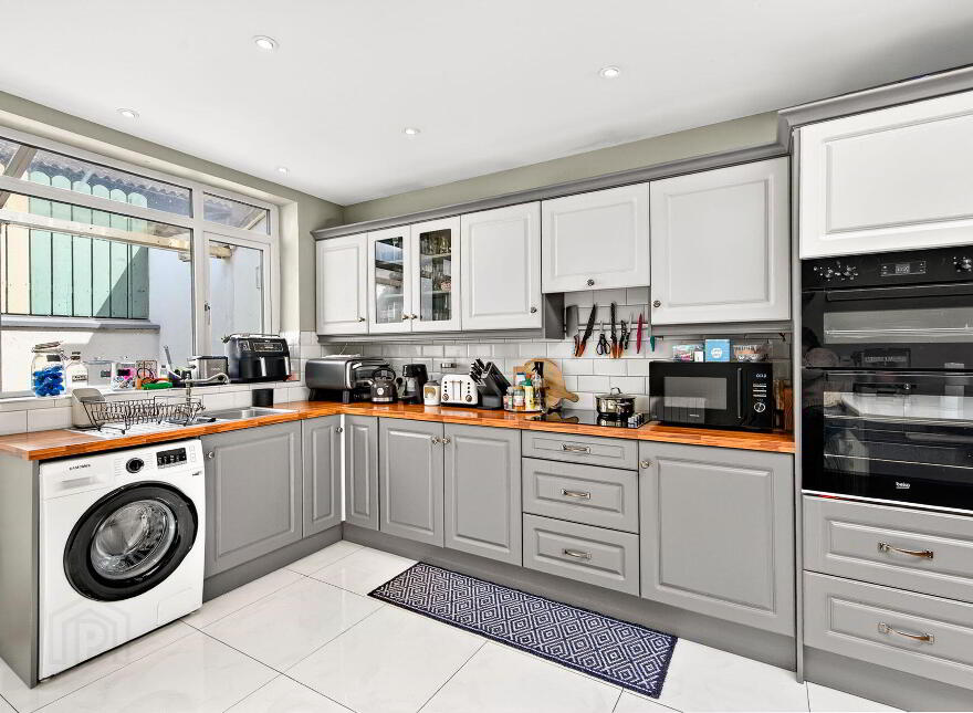 42 Wolfe Tone Street, Sligo Town, F91AK5R