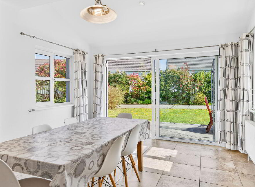48 The Acres, Dromahair, F91X5W6