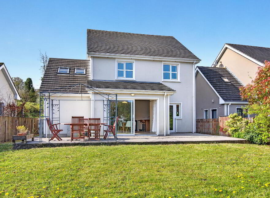 48 The Acres, Dromahair, F91X5W6