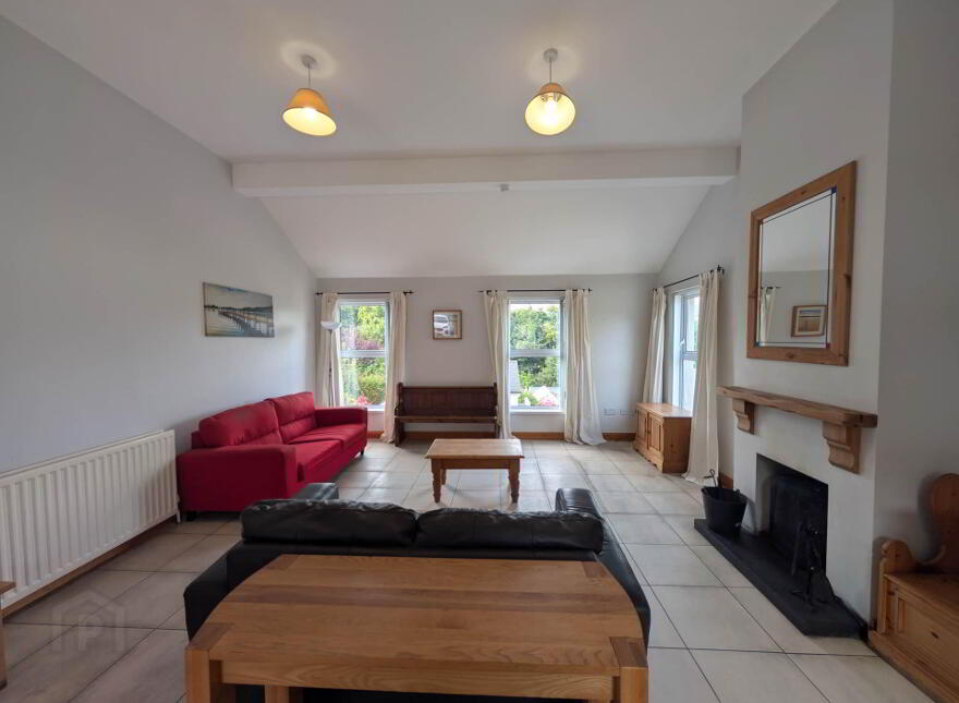 16 Spring Hill, Glenarm, Ballymena, BT44 0AW