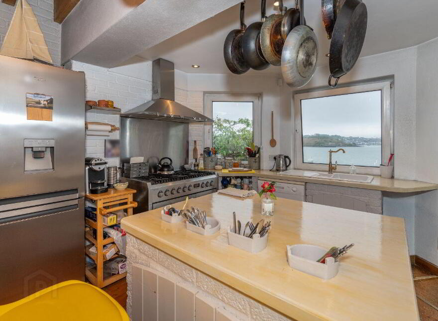 Dúneen, Summercove, Kinsale, P17DW27
