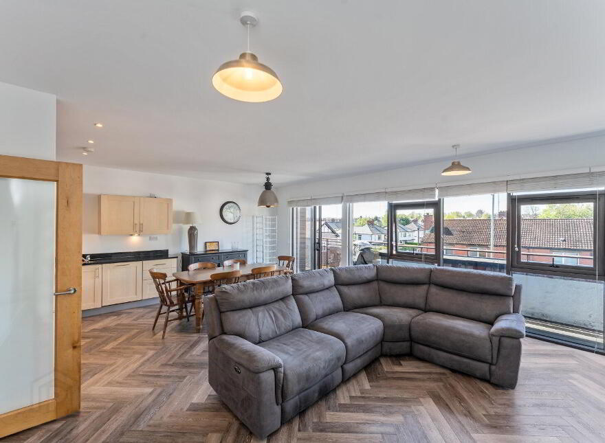 86 Stranmillis Wharf, 2 Lockview Road, Belfast, BT9 5GN