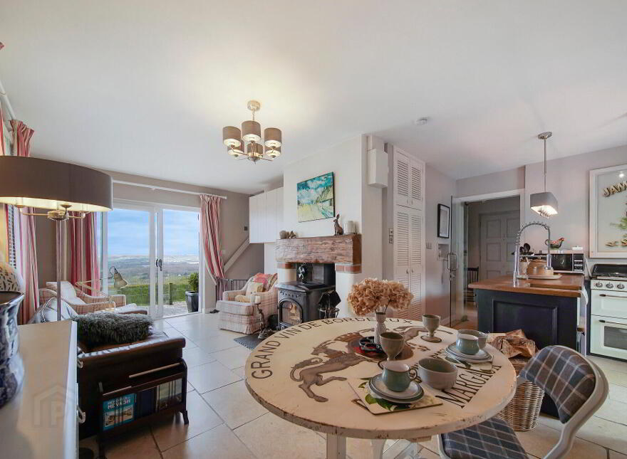Lough Salt Road, Toragh, Carrigart, F92E1W7