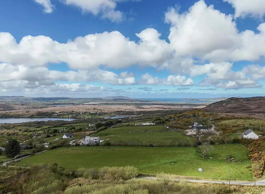 Lough Salt Road, Toragh, Carrigart, F92E1W7
