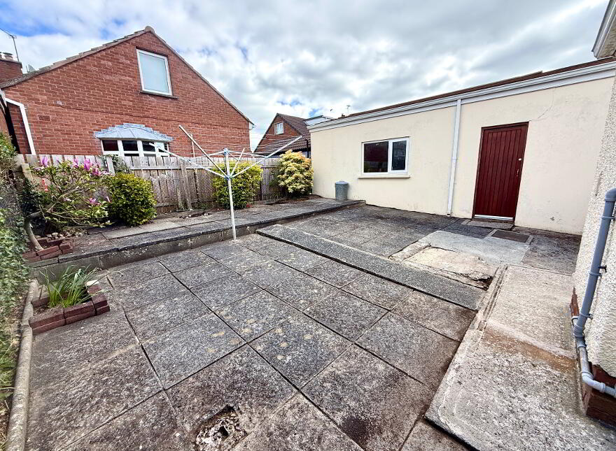 4 Daisyhill Park, Derry, BT48 8EZ