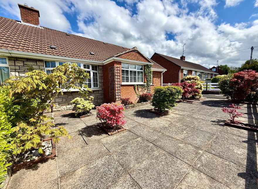 4 Daisyhill Park, Derry, BT48 8EZ