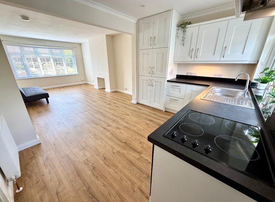 4 Daisyhill Park, Derry, BT48 8EZ