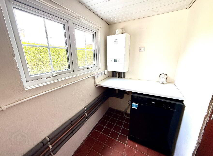 4 Daisyhill Park, Derry, BT48 8EZ
