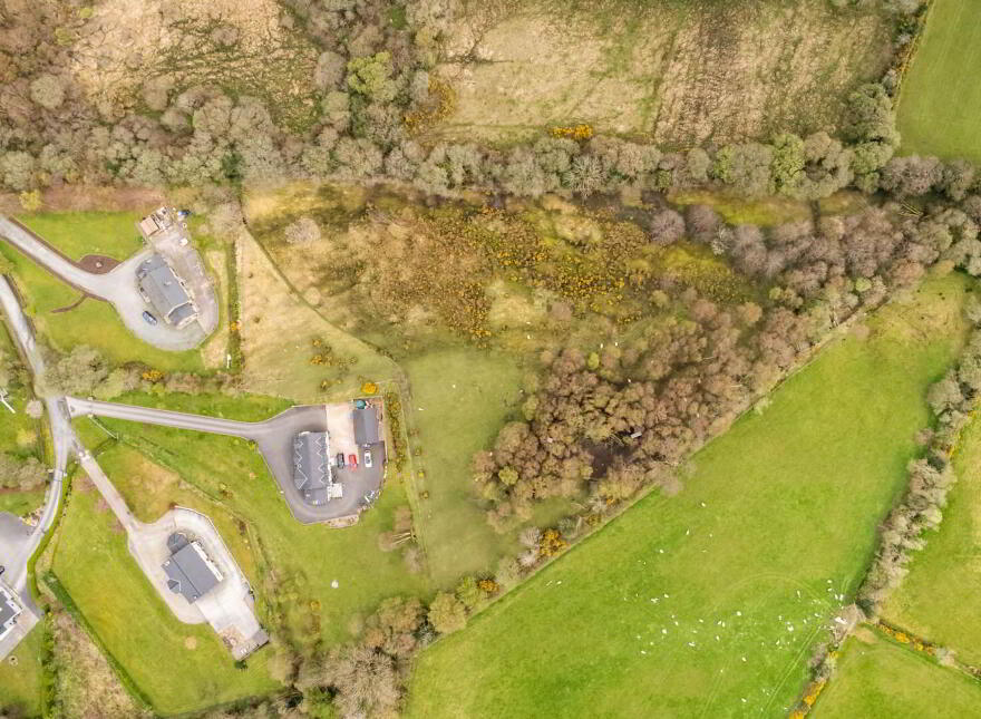 Bomany, Letterkenny