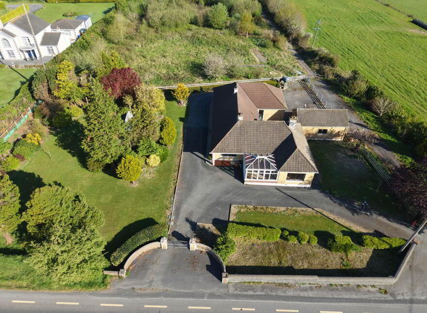Bawnfune, Butlerstown Cross, X91XE78