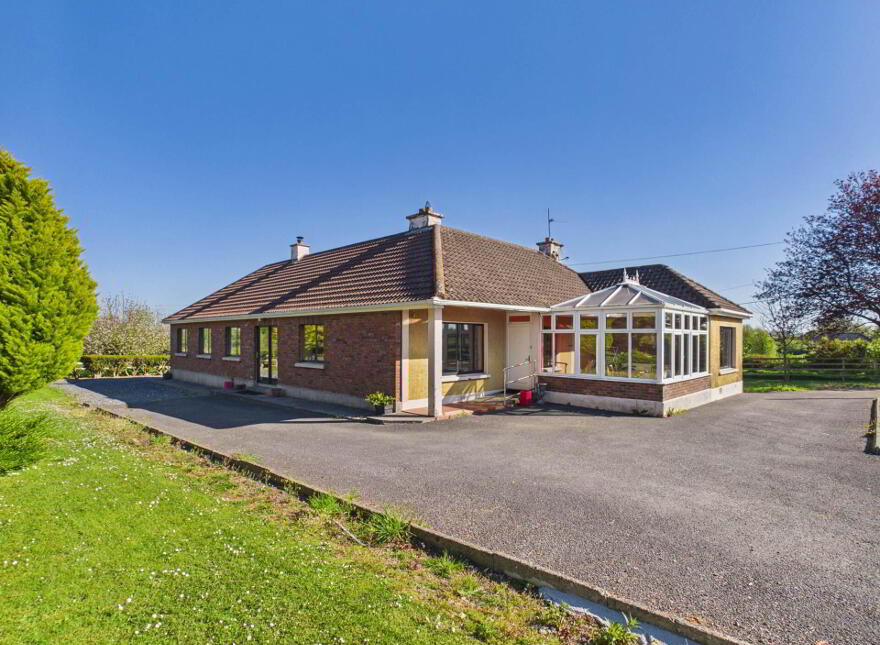 Bawnfune, Butlerstown Cross, X91XE78