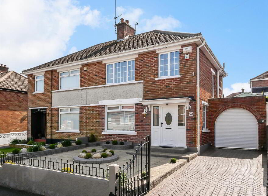 25 Coolpark Avenue, Newton Park Four Winds, Belfast, BT8 6NF
