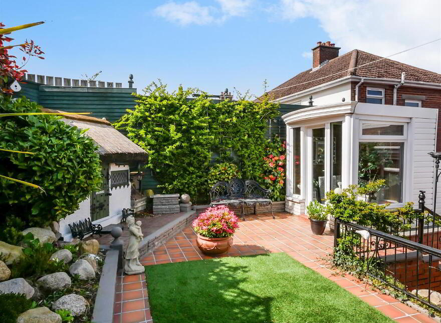 25 Coolpark Avenue, Newton Park Four Winds, Belfast, BT8 6NF