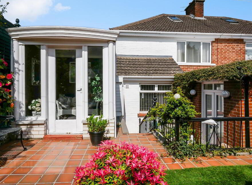 25 Coolpark Avenue, Newton Park Four Winds, Belfast, BT8 6NF