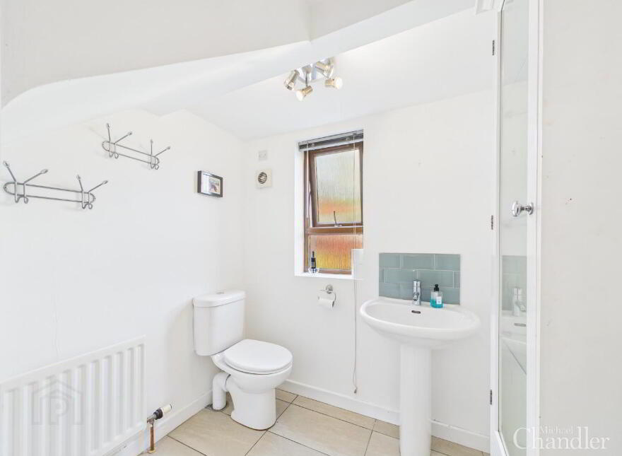 4 Grand Jury Court, Saintfield, BT24 7LD