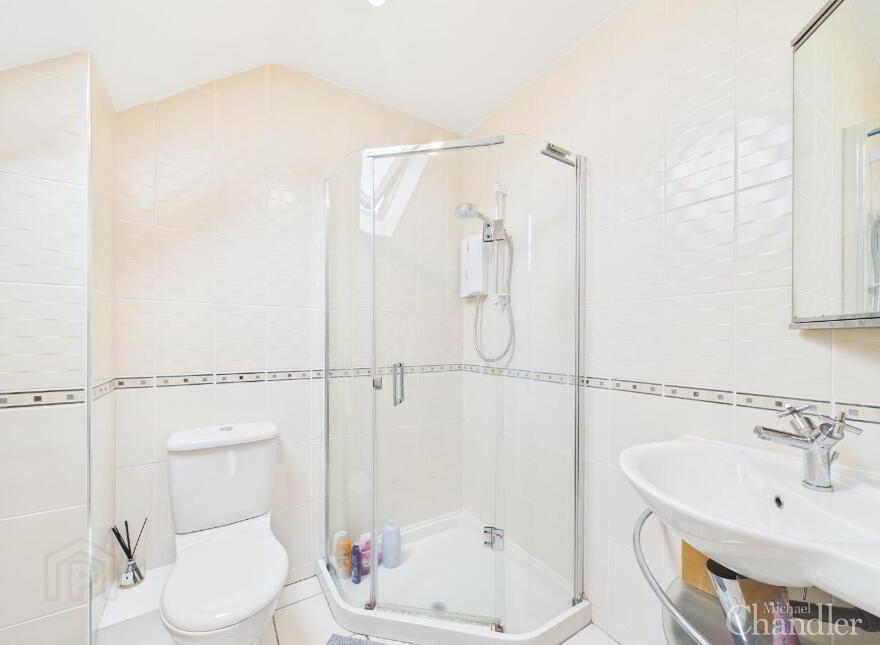 4 Grand Jury Court, Saintfield, BT24 7LD