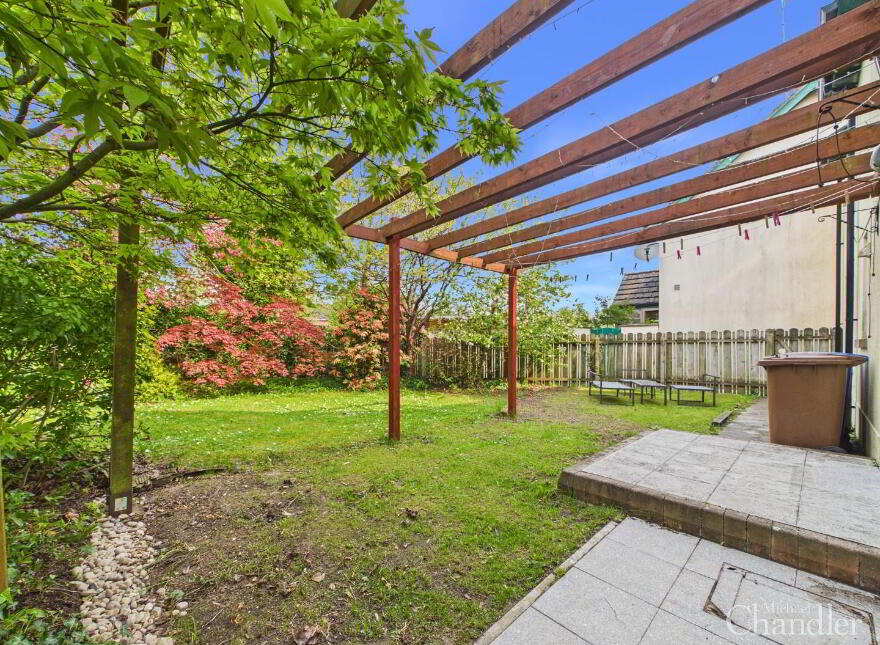 4 Grand Jury Court, Saintfield, BT24 7LD
